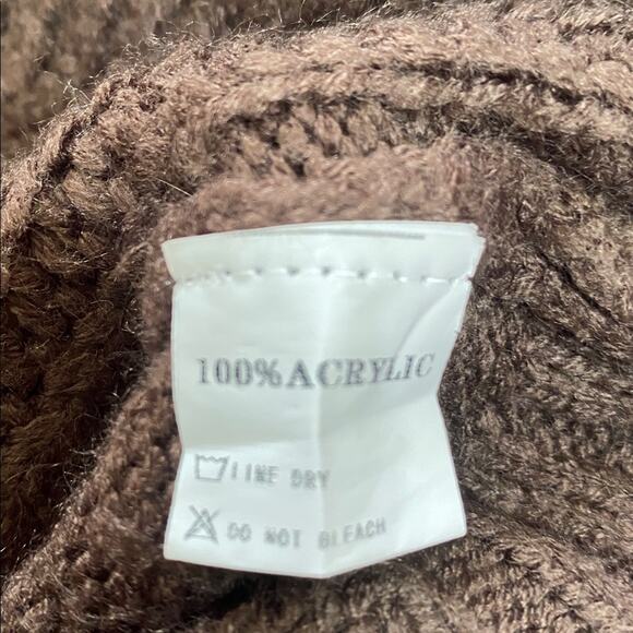 Brown Cable Knit Sweater Well Worn in the right way. Boho to Preppy, Casual Fall - Picture 5 of 5